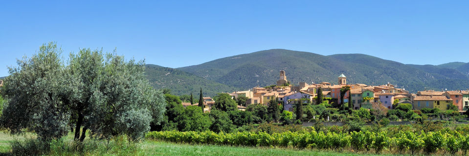 lourmain village in the luberon provence