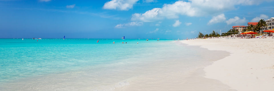 grace bay beach providenciales turks and caicos