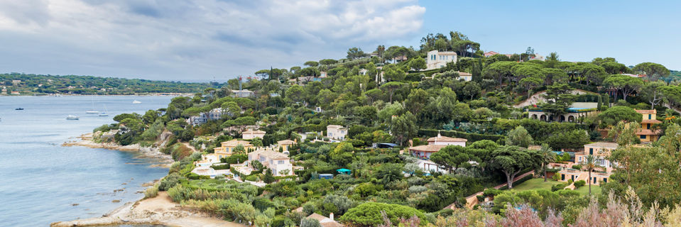 saint tropez villas over looking the sea