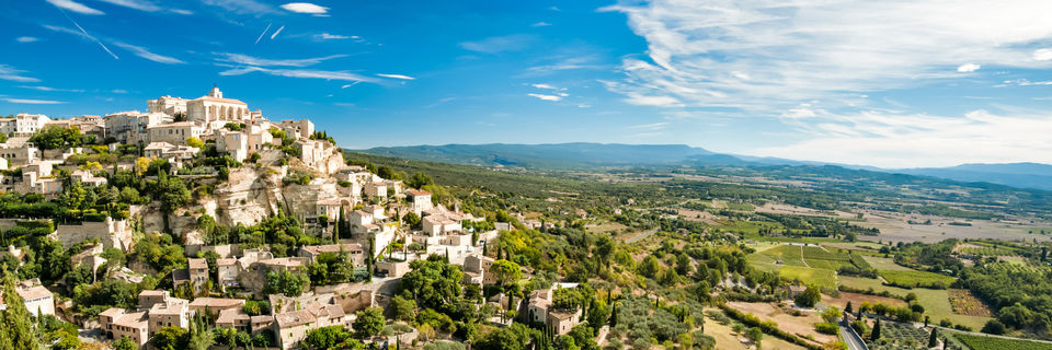 gordes hilltop village in provence
