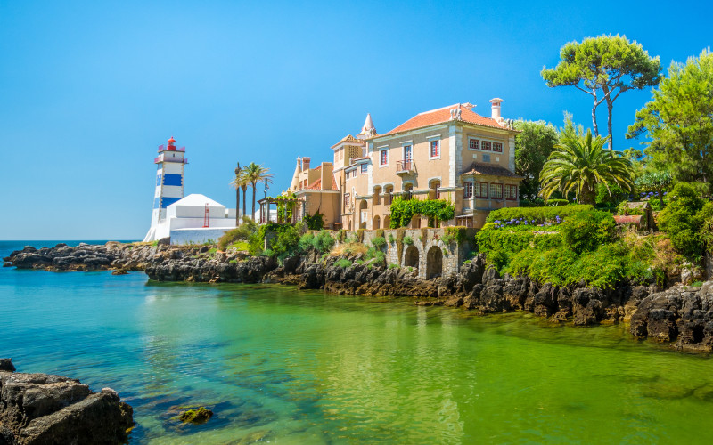 luxury holiday villa in cascaism lisbon district