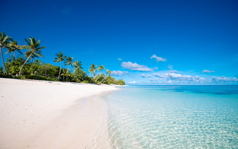 desroches island white sandy beach seychelles