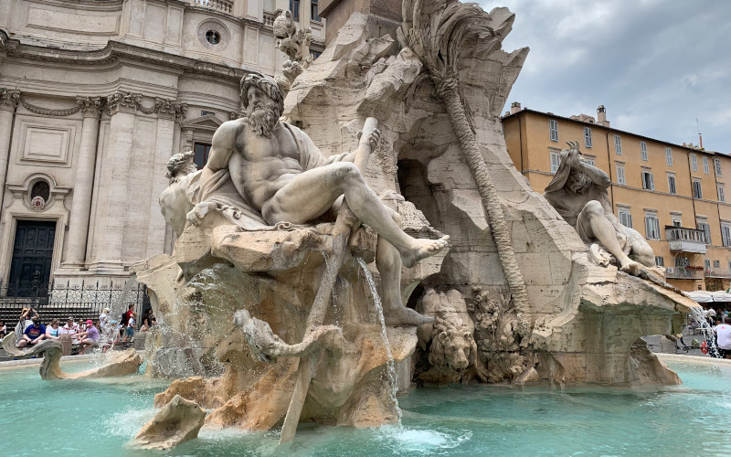 fountain of the 4 rivers in rome