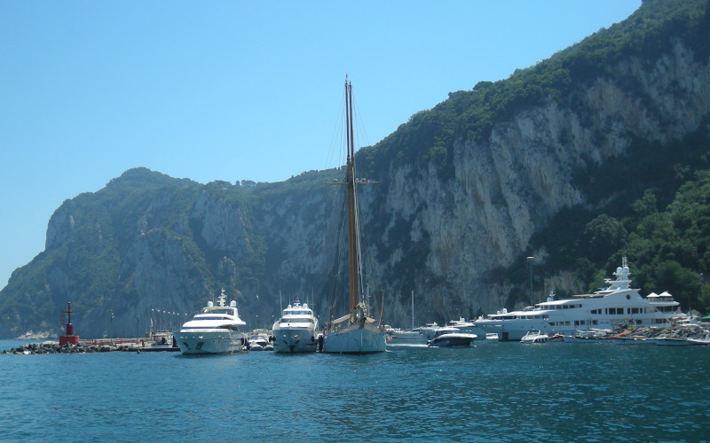 boats at capri amalfi coast