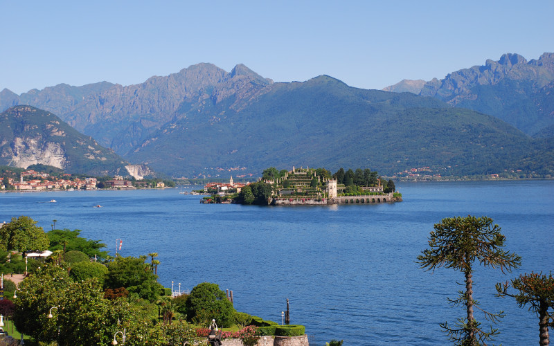 villas to rent in Stresa, lakes & mountains holidays