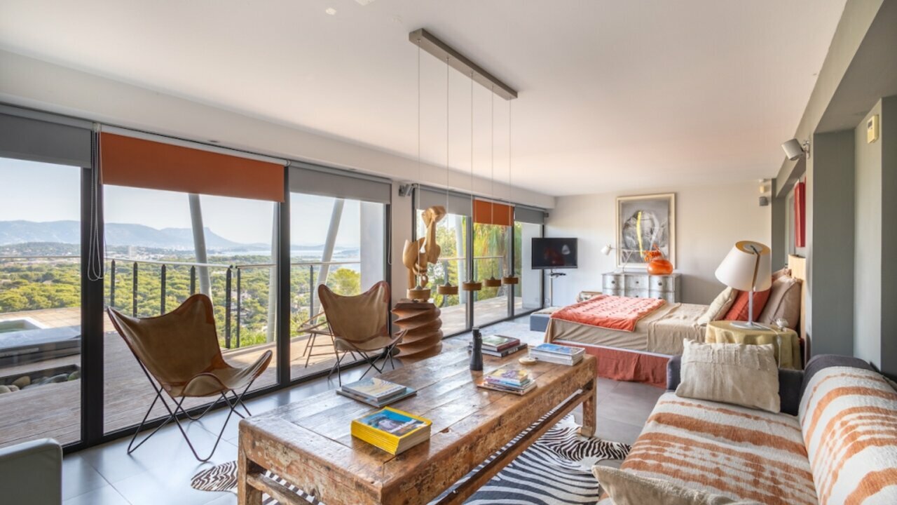 Photo of Stunning villa near Toulon and Bandol