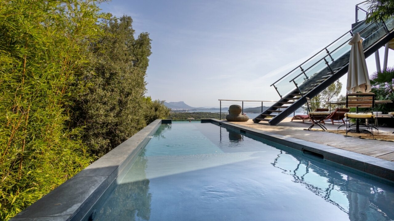 Photo of Stunning villa near Toulon and Bandol