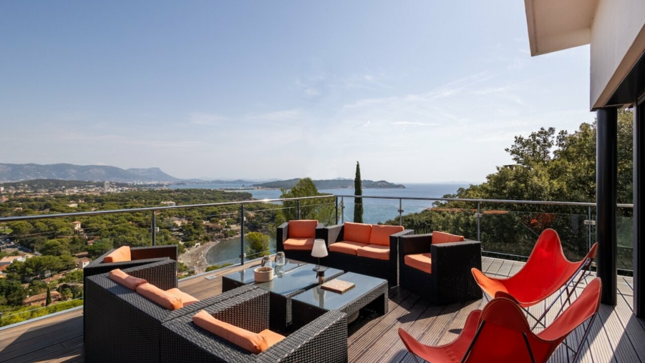 Photo of Stunning villa near Toulon and Bandol