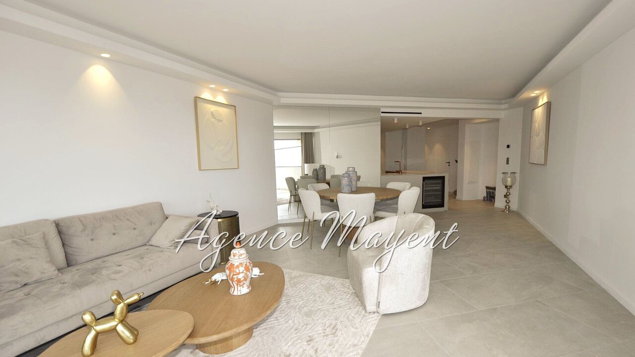 Photo of Cannes Croisette 3 bed apartment 90m2