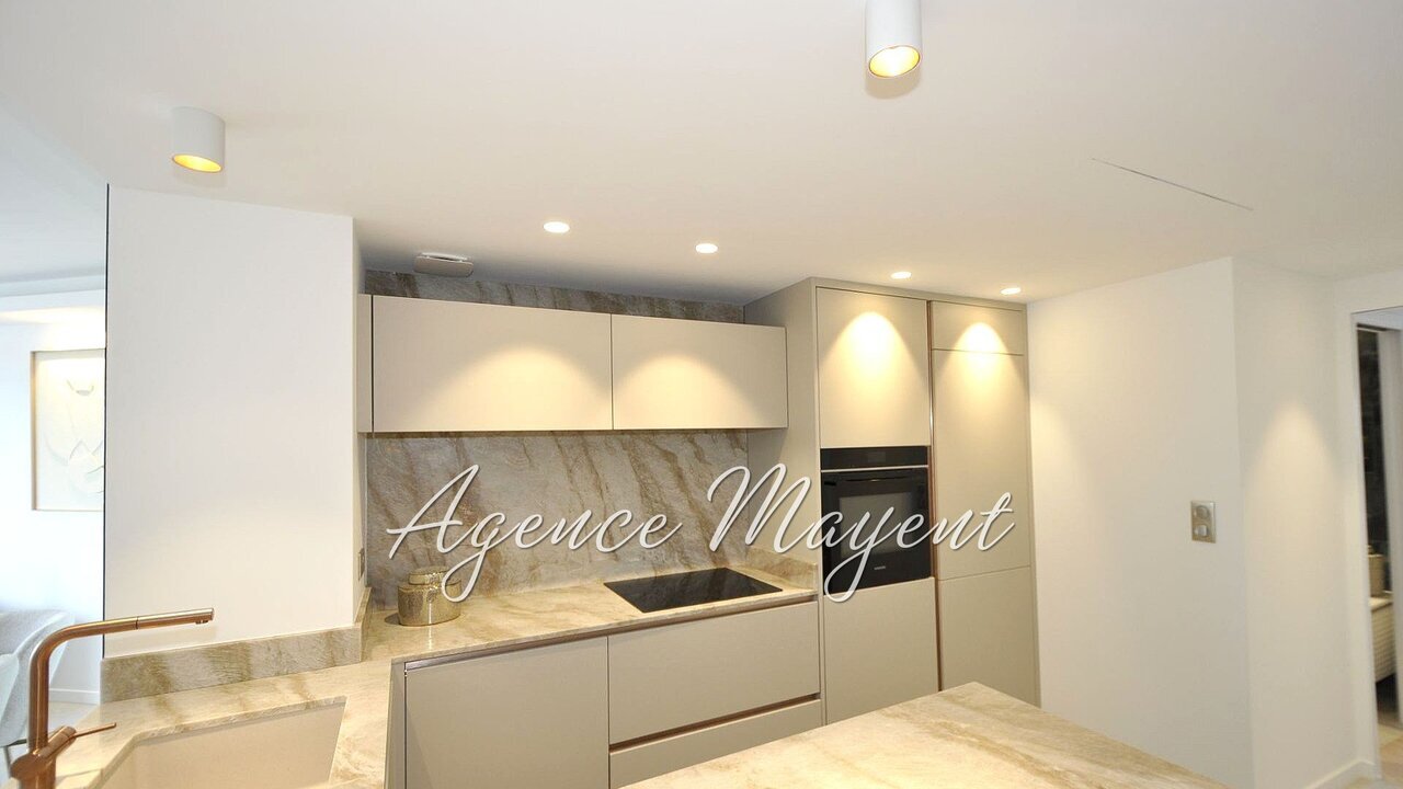 Photo of Cannes Croisette 3 bed apartment 90m2