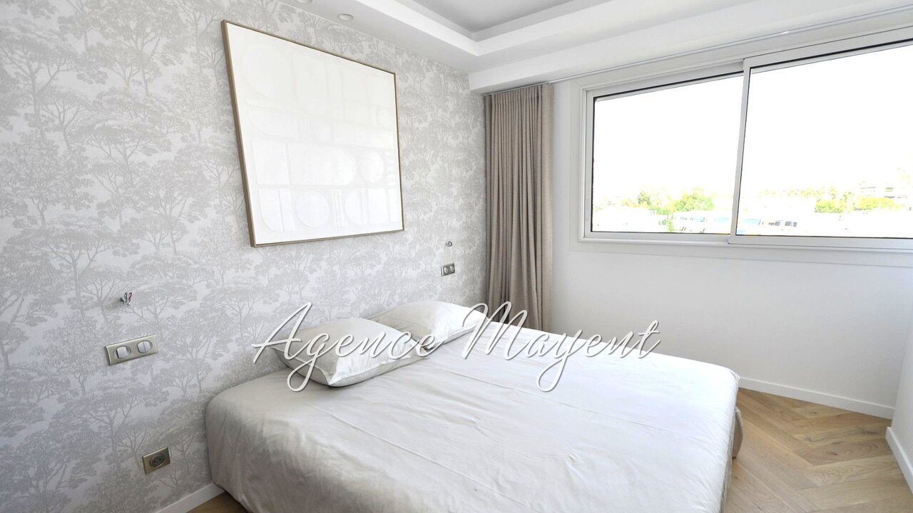 Photo of Cannes Croisette 3 bed apartment 90m2