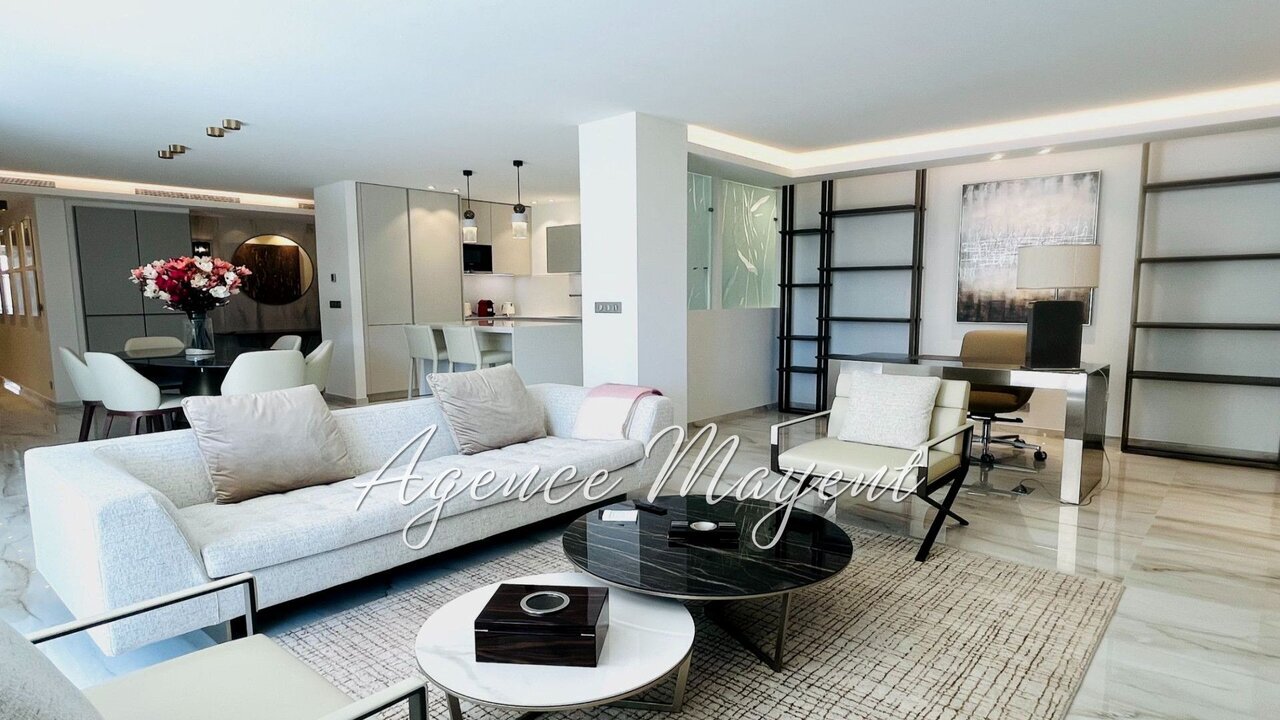 Photo of Magnificent 2 bed garden flat on the Croisette in Cannes