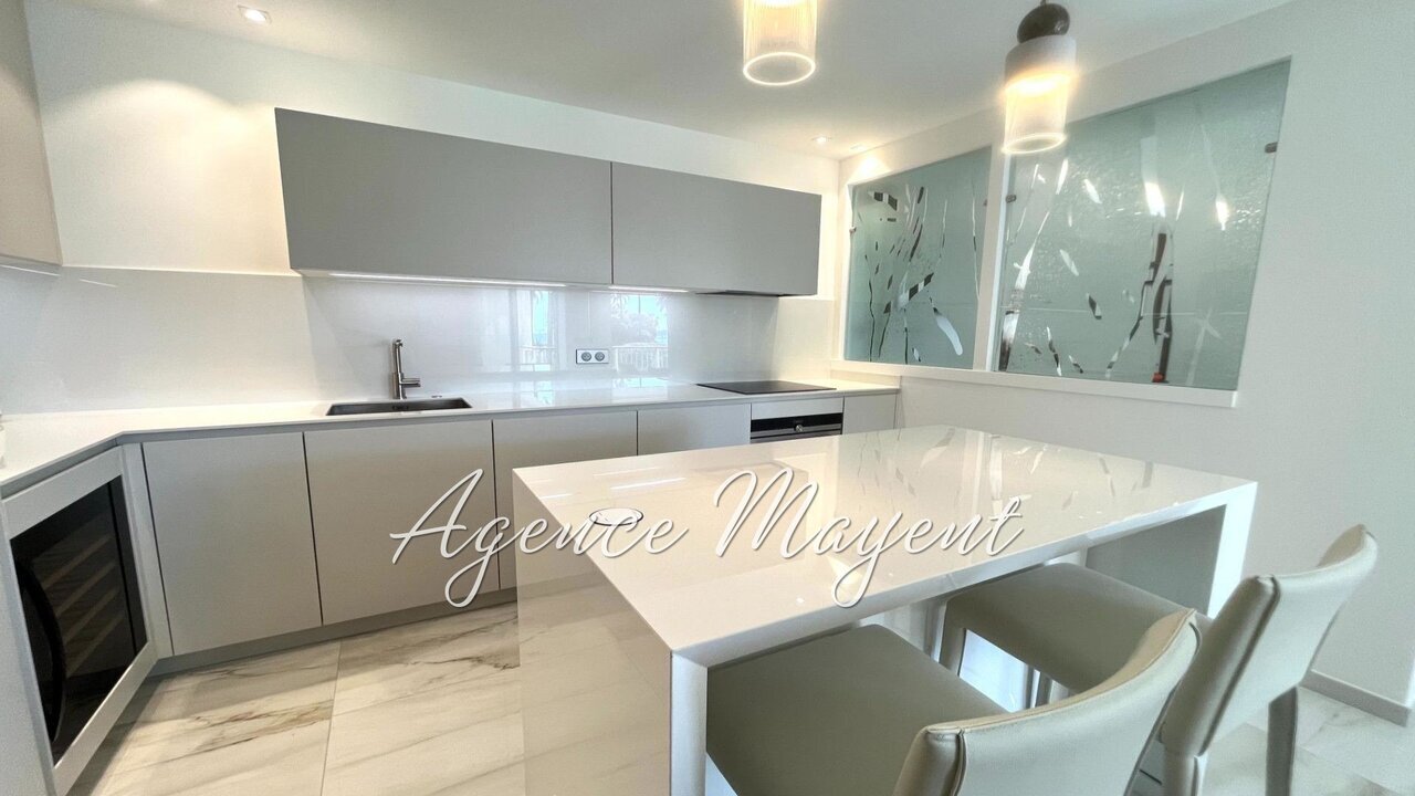 Photo of Magnificent 2 bed garden flat on the Croisette in Cannes