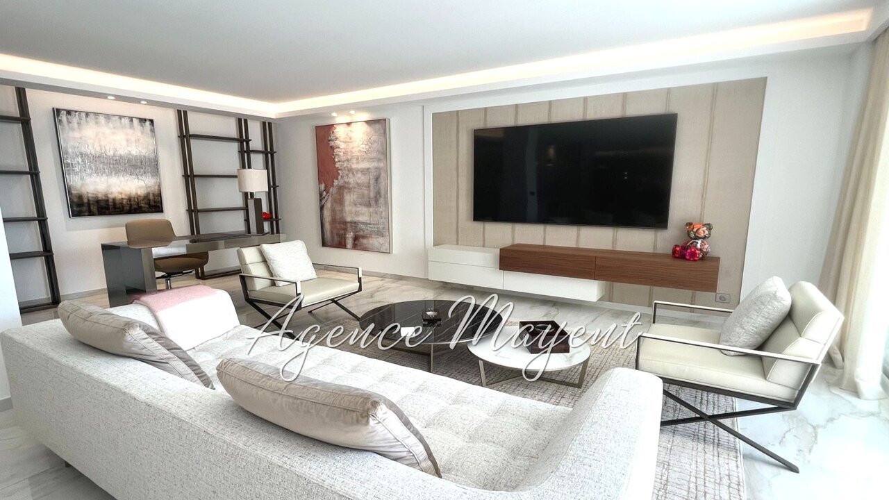 Photo of Magnificent 2 bed garden flat on the Croisette in Cannes