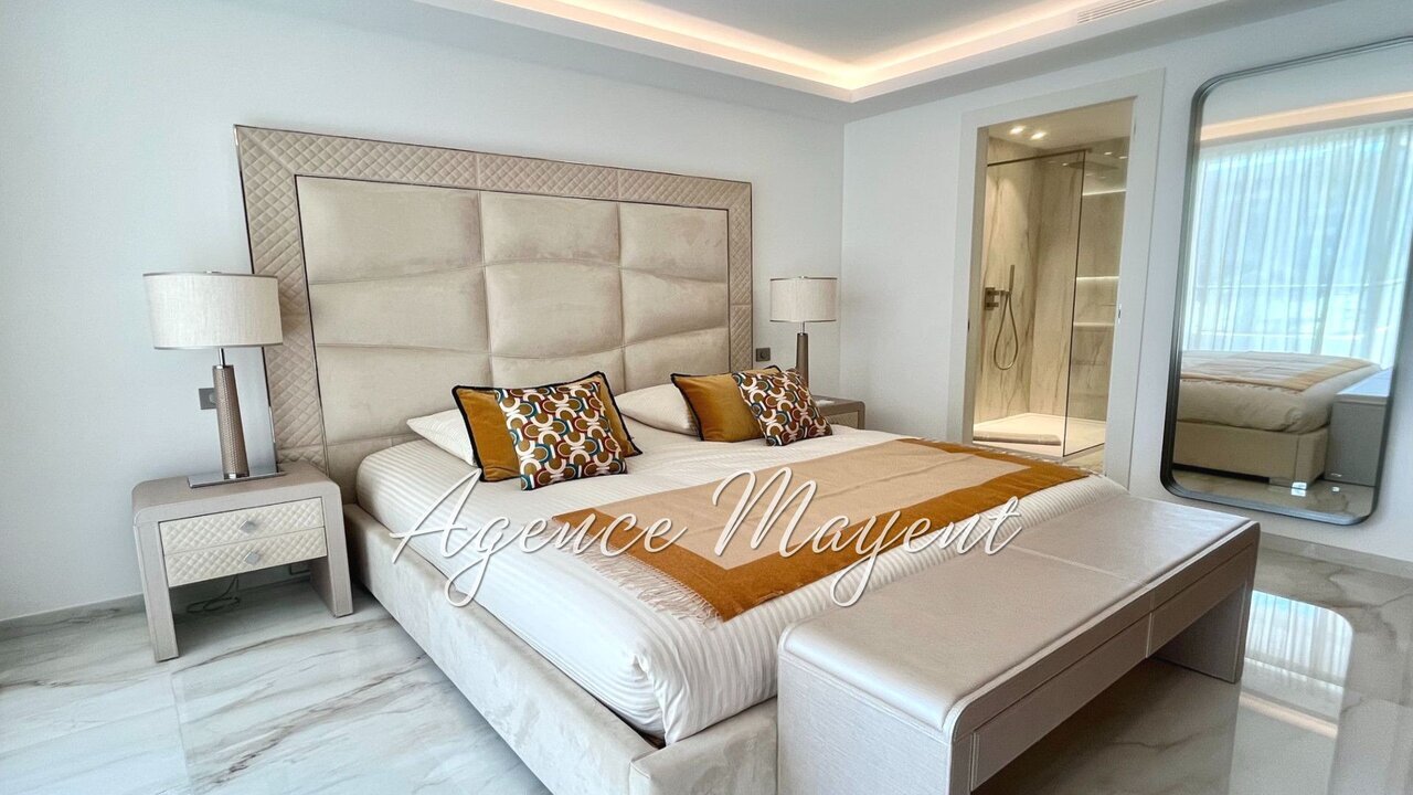 Photo of Magnificent 2 bed garden flat on the Croisette in Cannes