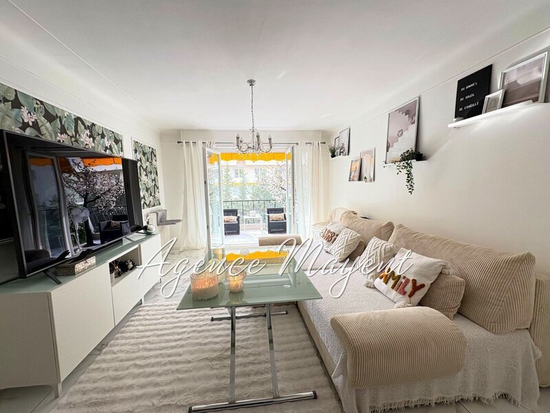 Le Cannet Carnot 1 bed apartment Accommodation in Cannes